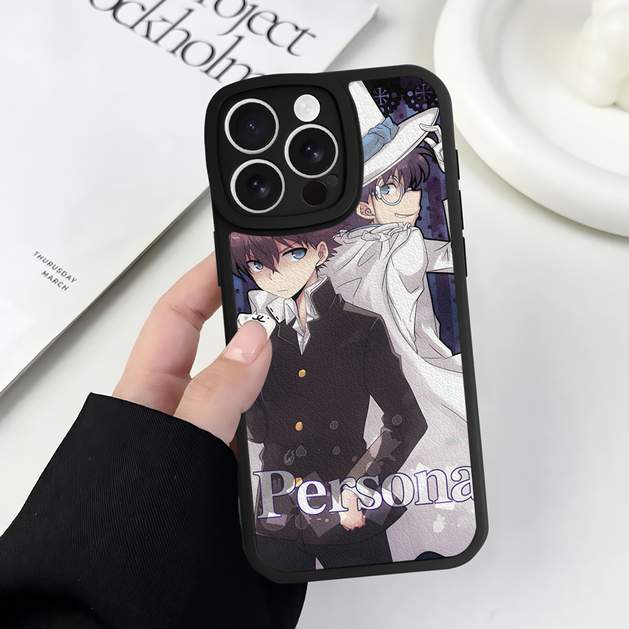 （画像用） 名探偵コナン Detective Conan 【iPhone 16シリーズ対応】シリコンスマホケース（レザー調） 材質：シリコン